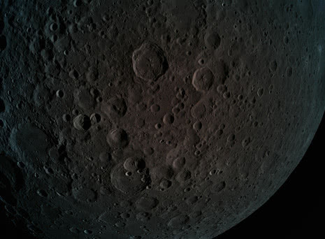 以色列探测器传回令人惊叹的月球背面照片-冯金伟博客园