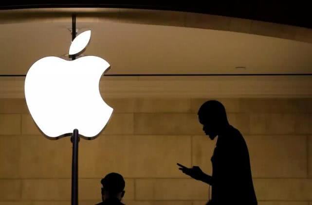苹果回应纽约学生索赔10亿美元诉讼：我们从不扫描顾客面部