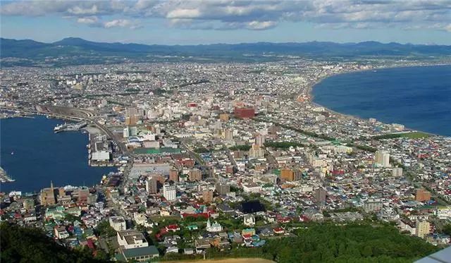 日本研发的地下避难所，建在家里院子里，有效的抵御地震和核辐射