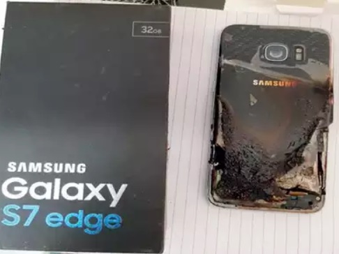 印度一位用户的三星Galaxy S7 Edge手机突然起火-冯金伟博客园