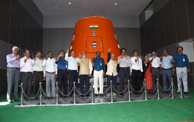 印度将在首次载人航天任务之前发射一个人形机器人-冯金伟博客园