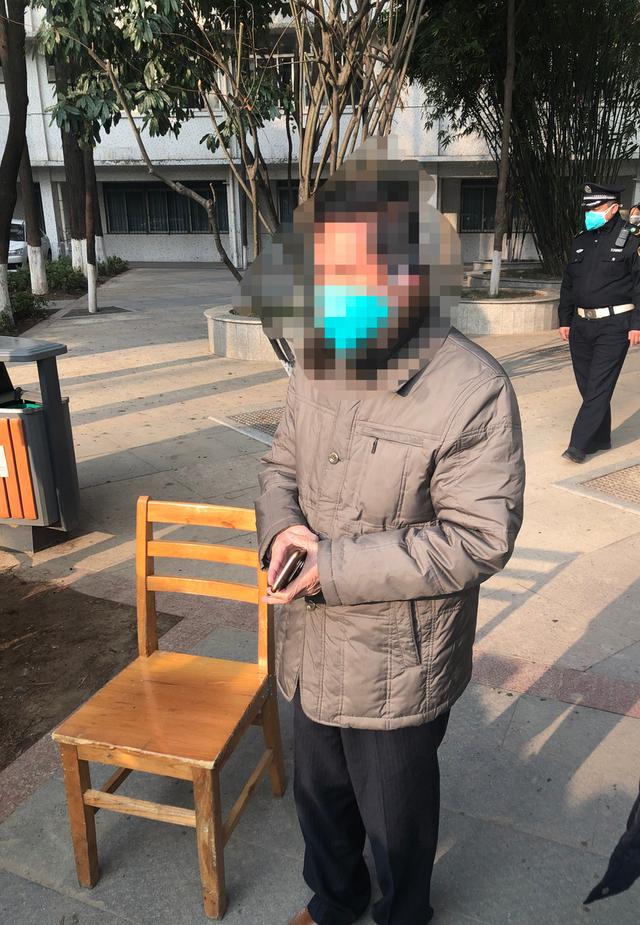 抗病实录：武汉78岁高龄重症肺炎患者25天如何痊愈？