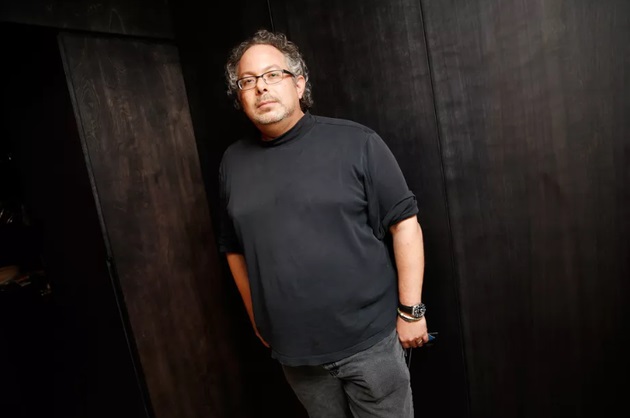 风靡一时，Magic Leap CEO 辞职：将继续提供战略支持-冯金伟博客园