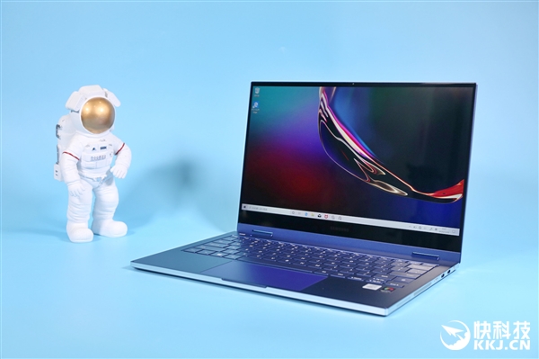 三星首款QLED屏笔记本 Galaxy Book Flex图赏