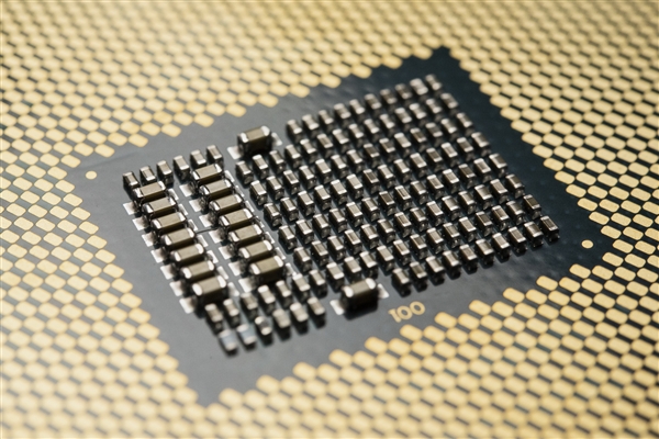 Intel回应制程工艺竞争：10nm高性能版今年问世 大力研发5nm