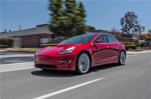 拼多多万人团购Model 3 比官网便宜2万！特斯拉官方回应