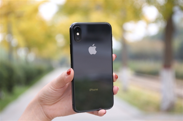 新款SE带动销量 苹果：iPhone 11是中国市场最畅销智能手机