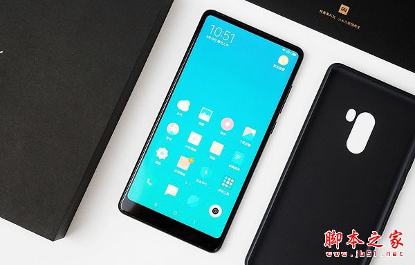 坚果pro2和小米MIX2哪个好？小米MIX2和坚果pro2全面区别对比评测