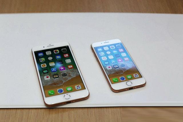 iPhone8和iPhone8 Plus哪个更值得买？苹果8和苹果8plus全面对比深度评测