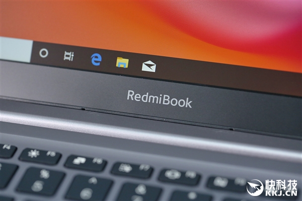 小米最轻薄笔记本问世！RedmiBook Air 13图赏：仅重1.05kg