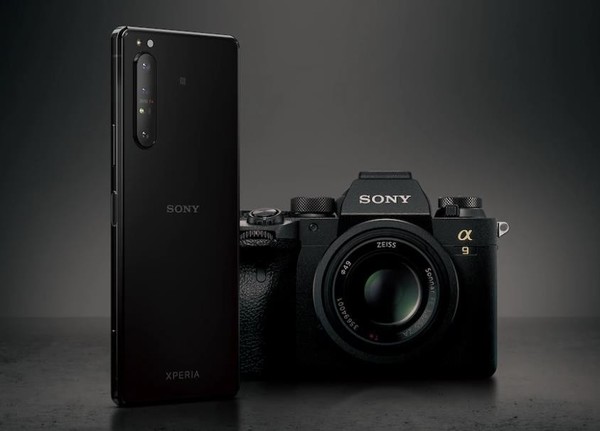 小孩才做选择 成年人Xperia 1 II和Xperia 5 II两个都要