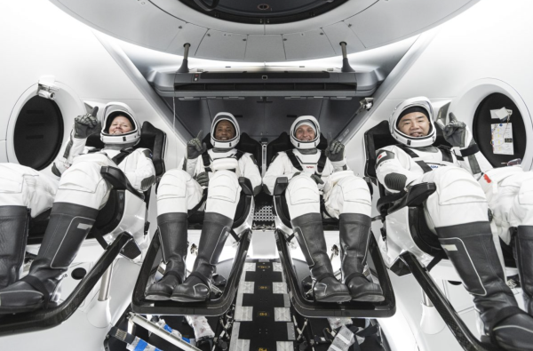 SpaceX龙飞船10月底去空间站 宇航员命名“韧性”号