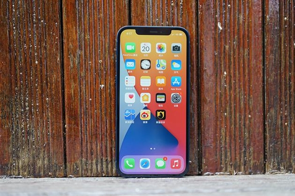 iPhone 12/Pro评测：重回巅峰设计 还有你要的5G