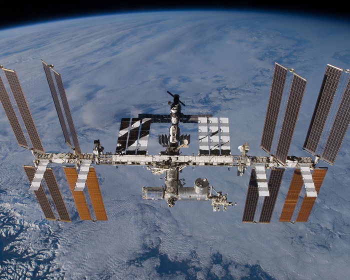 国际空间站泄漏 俄罗斯宇航员将借助碎纸屑修复工作