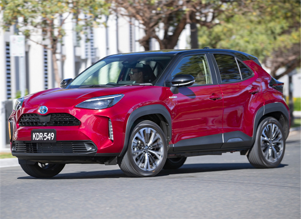 小号RAV4！丰田全新小型SUV售13万：TNGA+混动