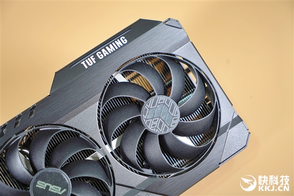 军工用料硬派风 华硕TUF RTX 3070 GAMING图赏