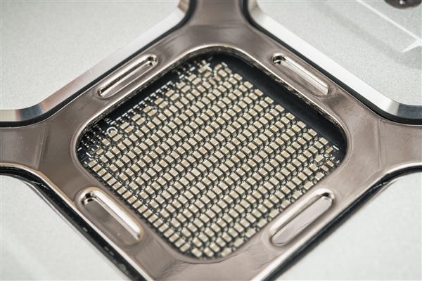 RX 6800深度测试：苏妈把AMD带向巅峰！
