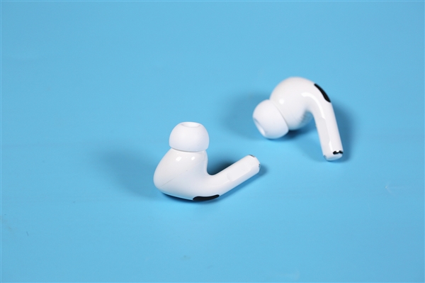 山寨AirPods 2020年出货量已达6亿：正版苹果AirPods败了