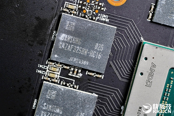 5099元游戏利器！蓝宝石RX 6800 XT显卡拆解图赏