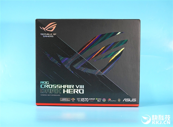 唯一无南桥风扇的X570主板！ROG CROSSHAIR VIII DARK HERO图赏