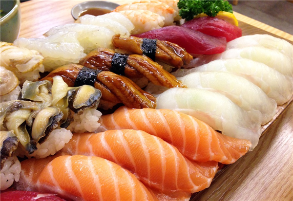 联合国称日本排污影响将持续超100年：刺身、寿司还敢吃吗