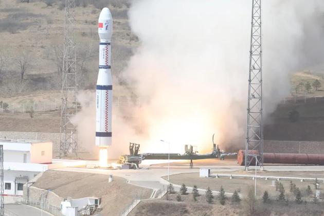 中国成功发射齐鲁一号等9颗商业卫星