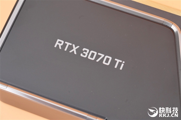 NVIDIA RTX 3070 Ti图赏：熟悉的外观 更亲民的价格