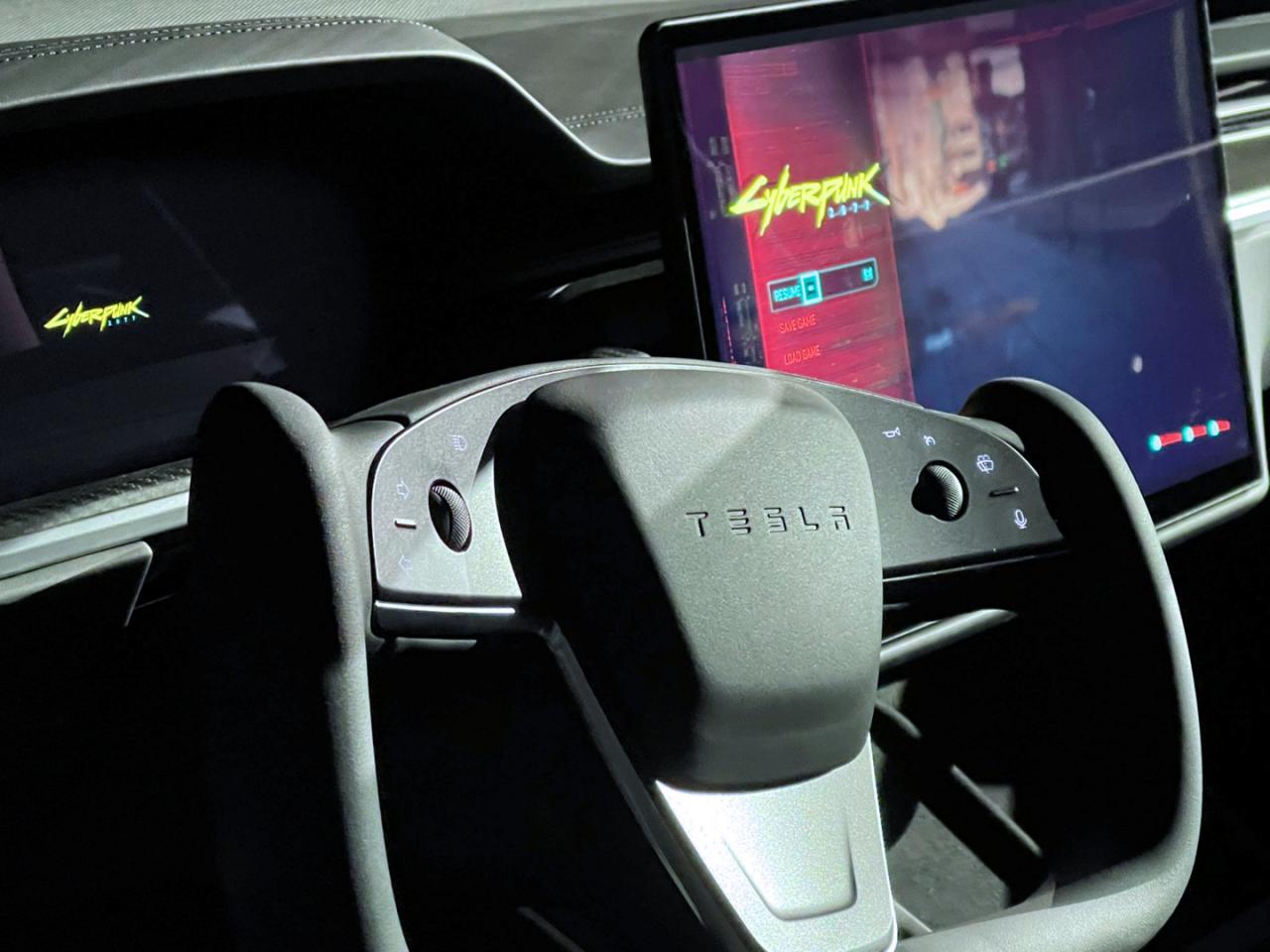 马斯克：特斯拉 Model S Plaid 车机性能接近 PS5，实机演示《赛博朋克 2077》-冯金伟博客园