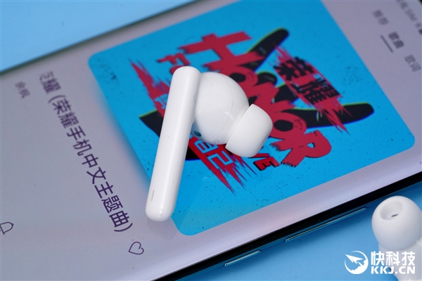 续航32小时！荣耀Earbuds 2 SE真无线降噪耳机图赏