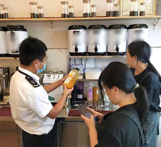 网红饮品检出添加剂日落黄 深圳15家茶饮单位被立案调查