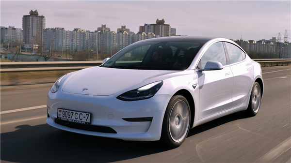 美国IIHS再测取消雷达的特斯拉Model 3 重新给出顶级安全+评价