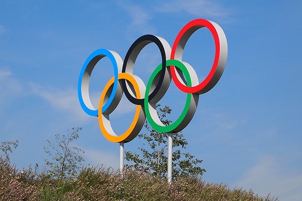 东京奥运会将调整开闭幕式时间：运动员入场需要保持2米社交距离