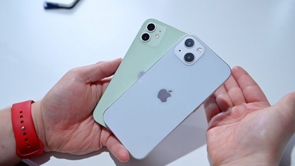 iPhone 13与iPhone 12对比