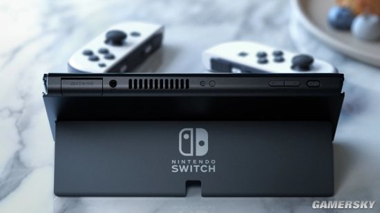 上手体验新款Switch：画面音效更好、支架很舒服