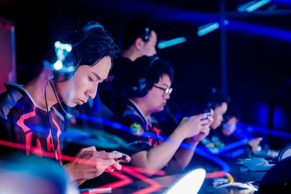 上半年中国游戏市场收入超1500亿 用户数达6.67亿