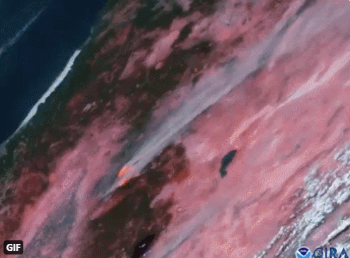 美国火灾肆虐！气象局公布卫星照片：地面通红 浓烟四起