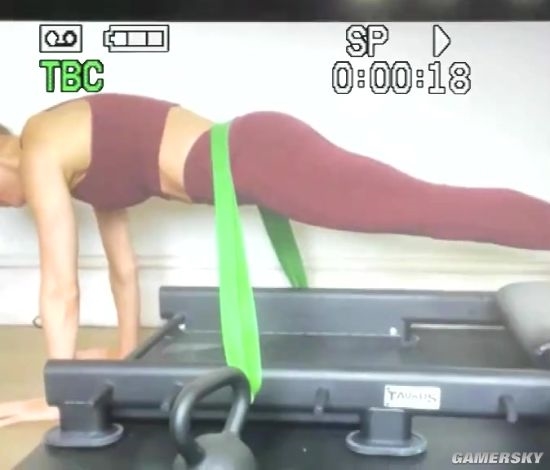 “惊队”布丽拉尔森锻炼视频曝光：健美身材、俯卧撑太猛了-冯金伟博客园
