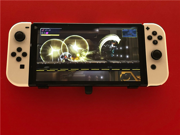 2233元！任天堂Switch OLED版真机照首曝：10月开售