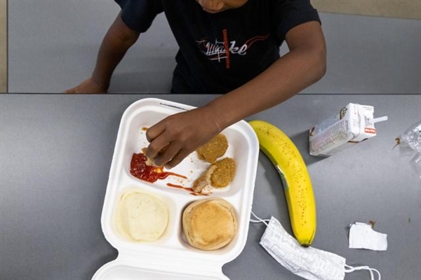 30年未遇 全美学校食堂缺粮了：供应链在未来几个月内会进一步恶化