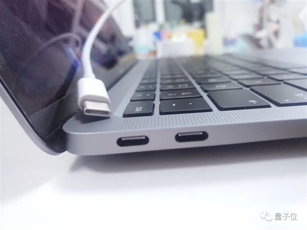 欧盟要统一充电接口为USB-C 苹果急了：这是在扼杀创新