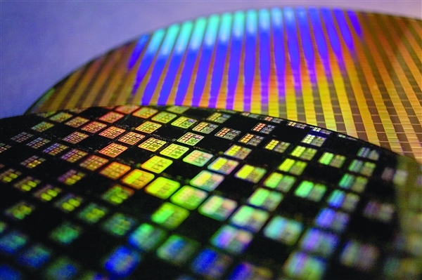 台积电3nm、2nm工艺放缓 Intel追上来了：2025年决战