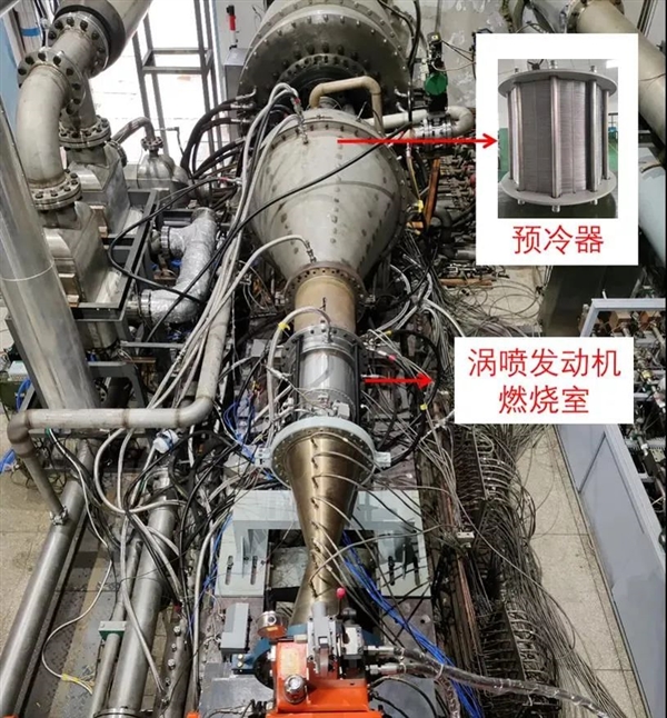 毫秒降温降近1000℃：我国云龙发动机预冷器新突破 将用于空天飞机