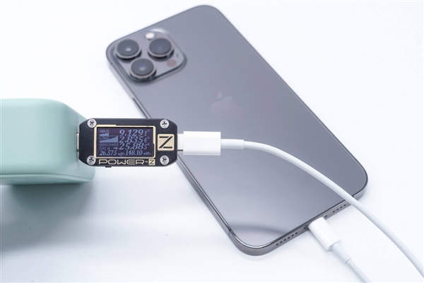 作为iPhone 13用户 买个多口USB PD快充原来这么爽