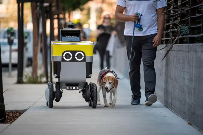 Uber 联手 Serve Robotics 部署 2000 机器人大军，力争 2026 年在美各大城市实现全自动送餐-冯金伟博客园